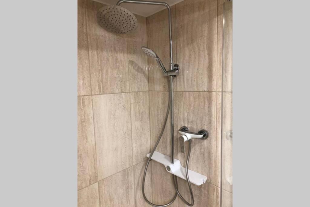 Chatka C Vyhlídka nad řekou Zdiby Exterior foto